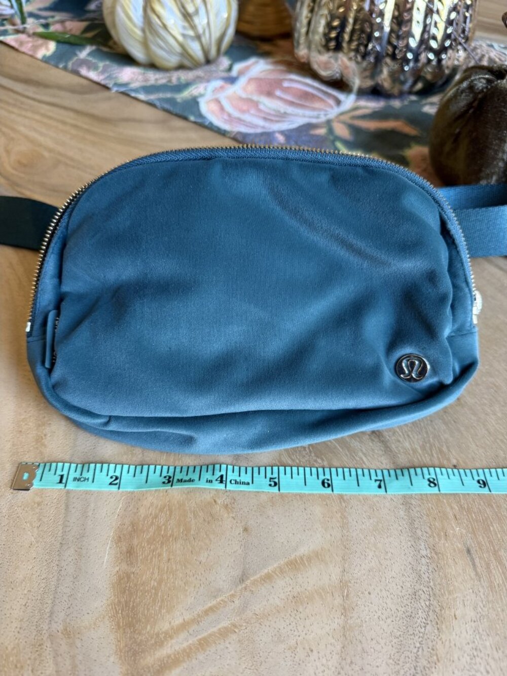 lululemon athletica teal crossbody/fanny pack
